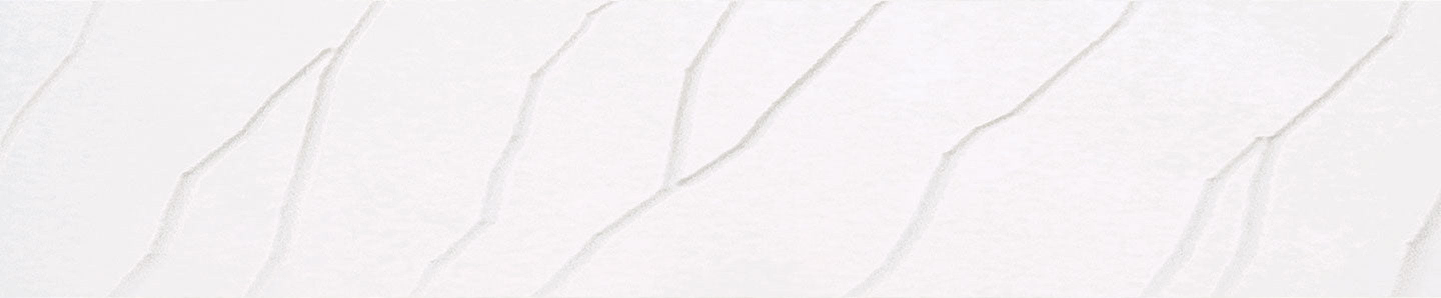 M803 Calacatta Ramo swatch detail (enhanced)