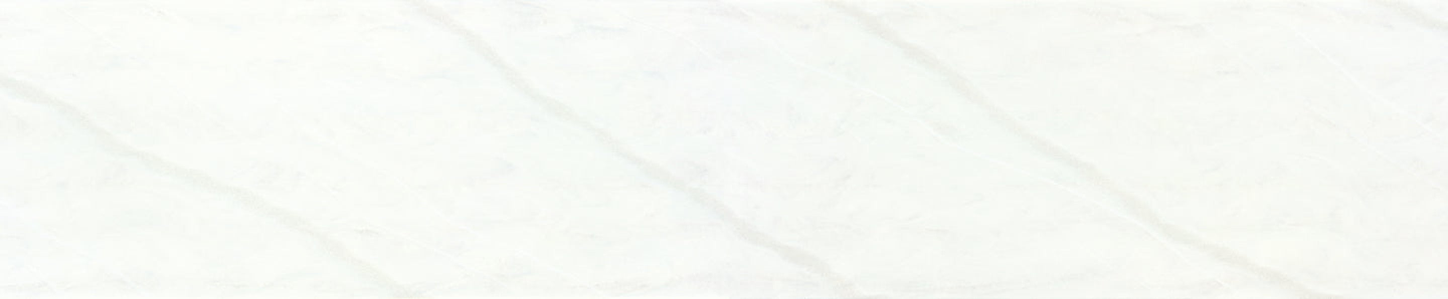 M812 Calacatta Full Moon swatch detail (enhanced)